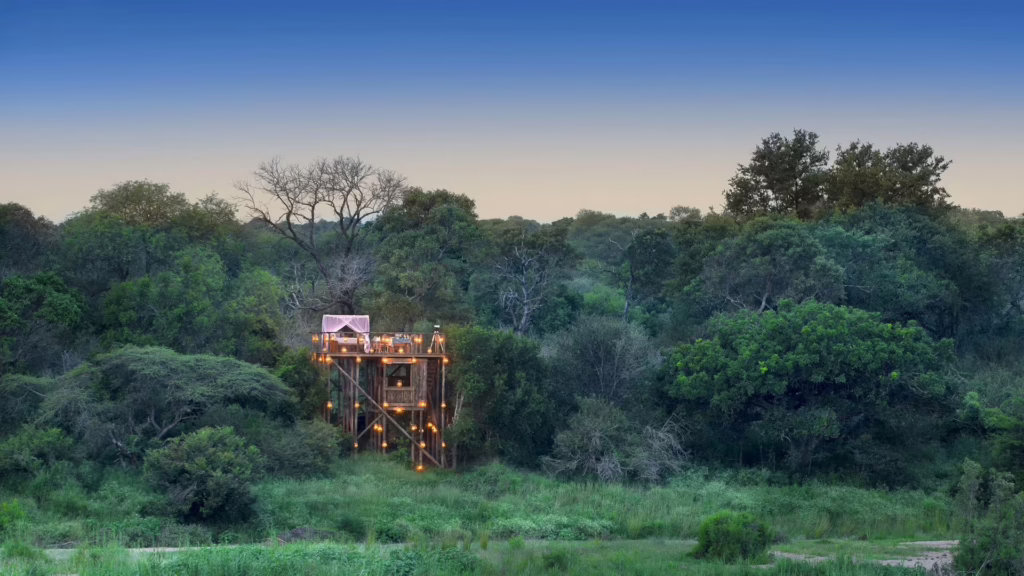 Tinyeleti Treehouse