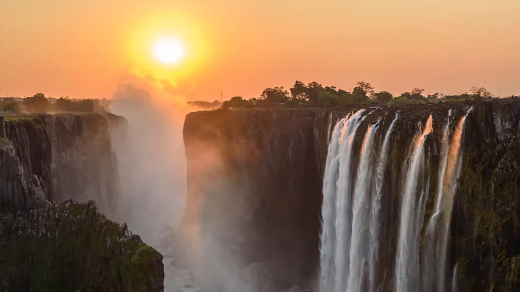 Sunset view of Victoria Falls,11 day Zimbabwe and Zambia safari