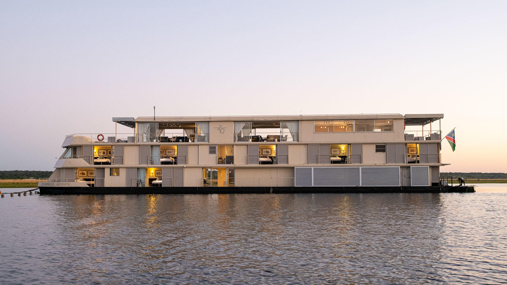 Zambezi Queen - Luxury Houseboat, Chobe River - Hidden Africa