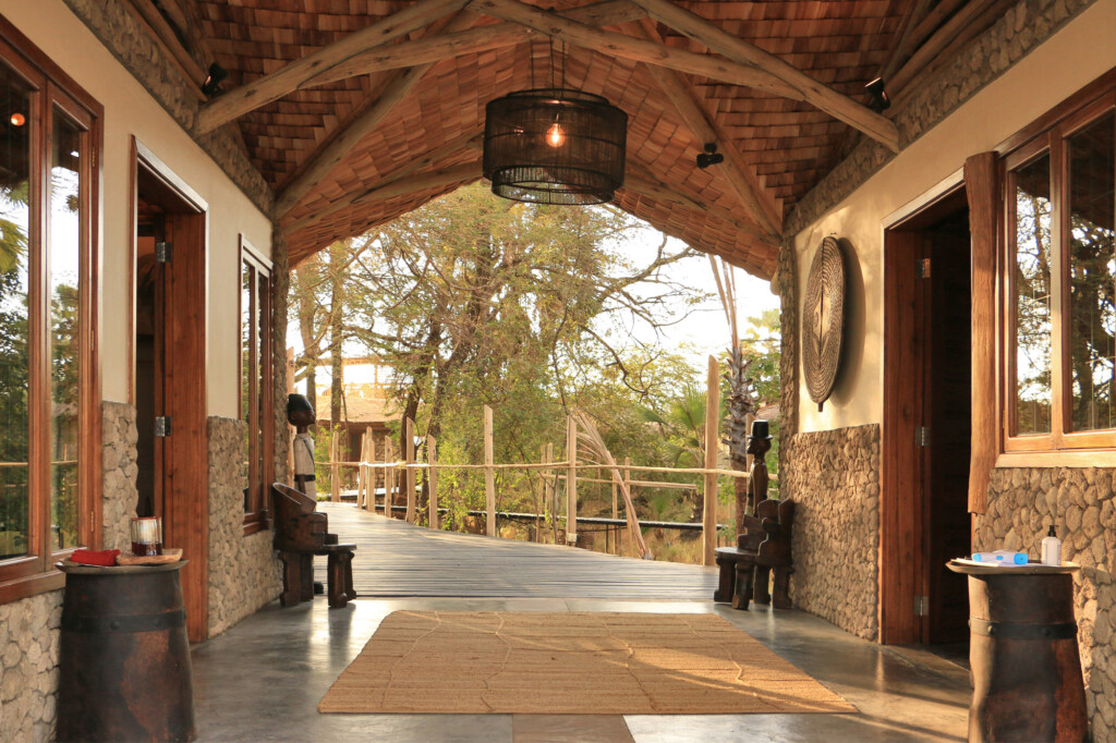 Chem-Chem-Lodge-Safari-Tanzania-East-Africa-Entry-Way