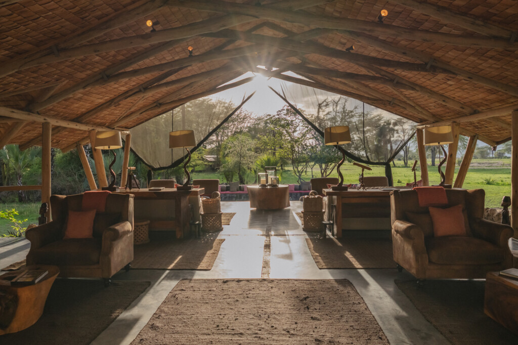 Chem-Chem-Lodge-Safari-Tanzania-Accommodation-Luxury-Sunset-Lounge