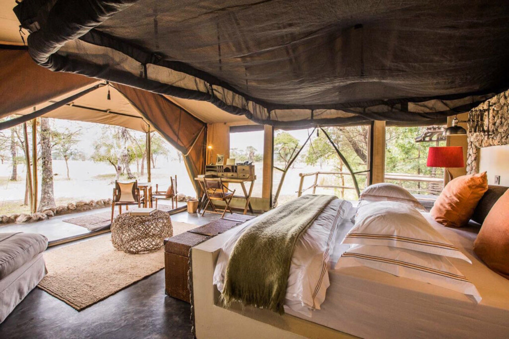 Chem-Chem-Lodge-Safari-Tanzania-Accommodation-Luxury-Bedroom-Tented-Suite