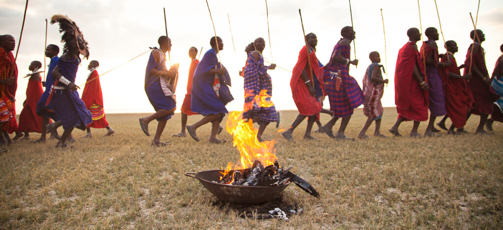Chem-Chem-Lodge-Safari-Tanzania-Culture-Maasai-Ceremony-Fire