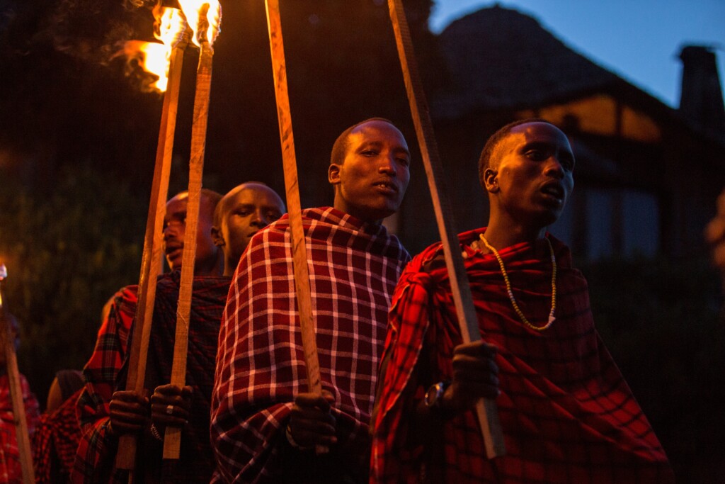 And Beyond Ngorongoro Crater Lodge, Maasia, entertain guests