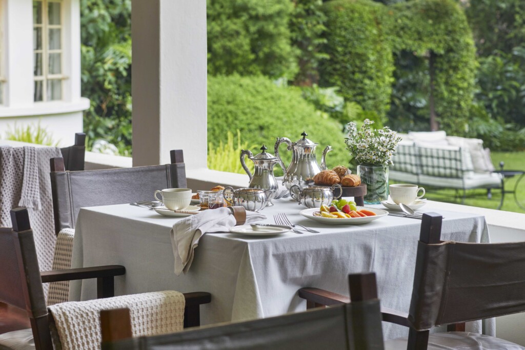 Legendary-Lodge-safari-Arusha-Tanzania-verandah-high-tea