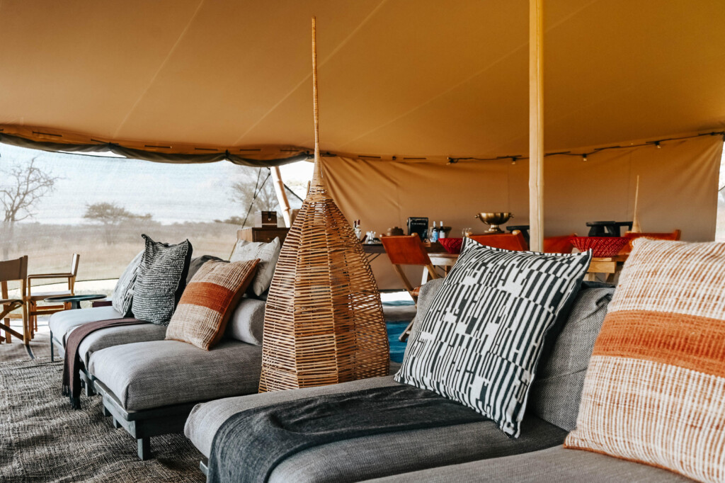 Usawa-Serengeti-Camp-Safari-Migration-Tanzania-interior-of-camp-lounge