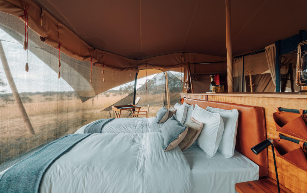 Usawa-Serengeti-Camp-Safari-Migration-Tanzania-accomodation-interior-view-of-bedroom