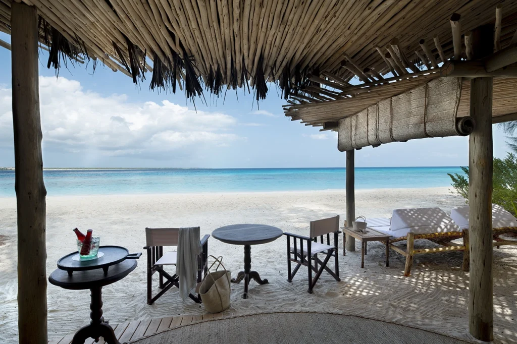 andBeyond-Mnemba-Island-Lodge-Zanzibar-Tanzania-beach