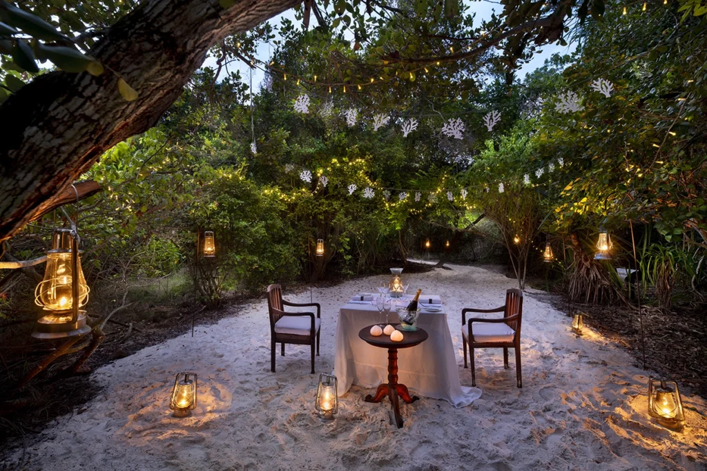 andBeyond-Mnemba-Island-Lodge-Zanzibar-Tanzania-private dining