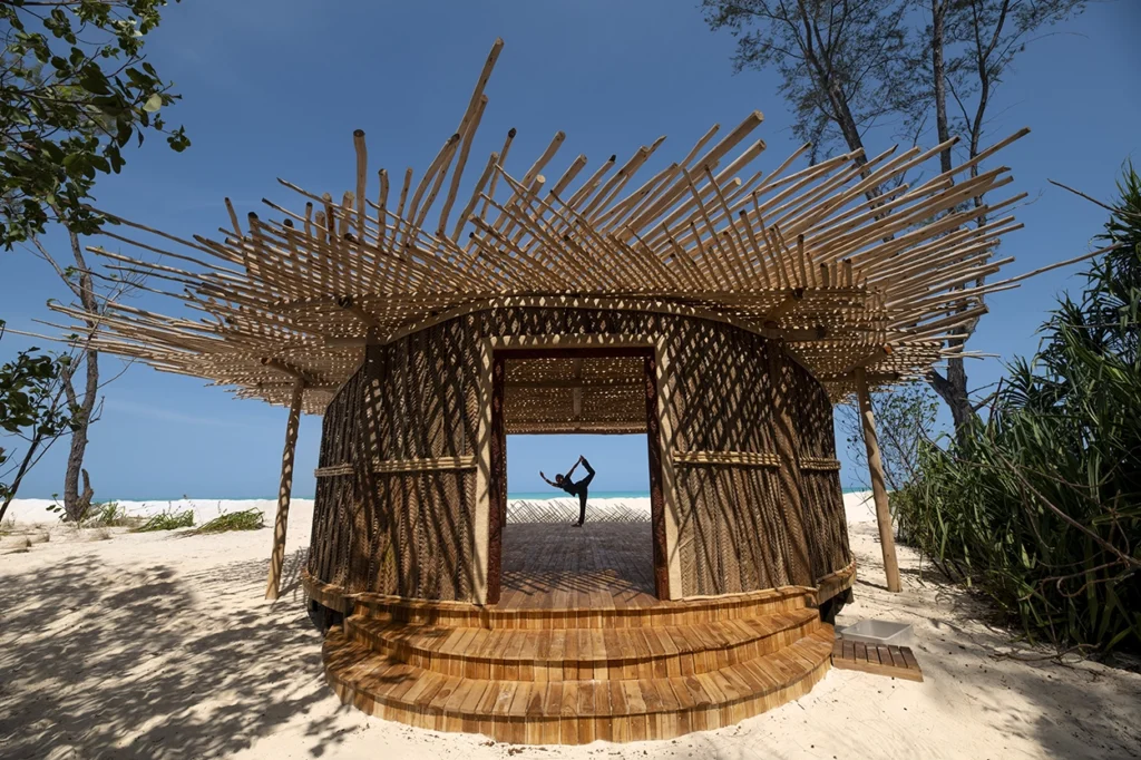 andBeyond-Mnemba-Island-Lodge-Zanzibar-Tanzania-yoga-pavilion
