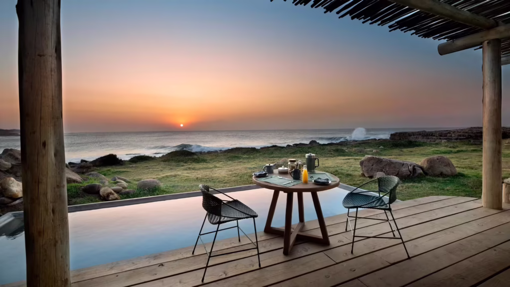 Gwe Gwe Beach Lodge